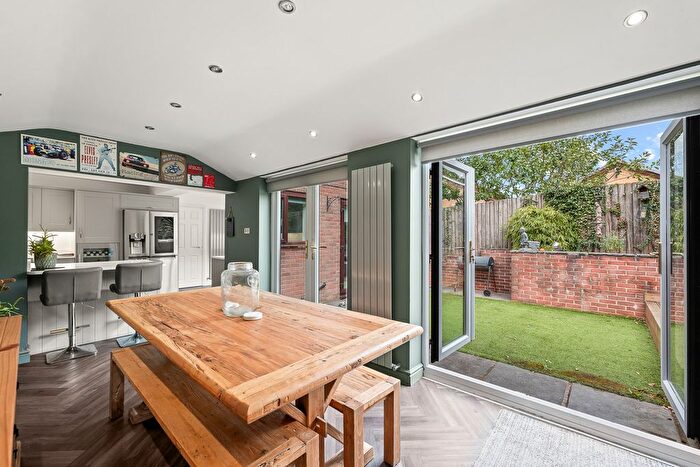 4 Bedroom Detached House For Sale In Quarry Lane, North Anston, S25