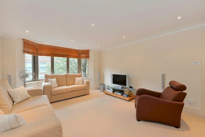 2 Bedroom Flat To Rent In Holbein Place, London, SW1W