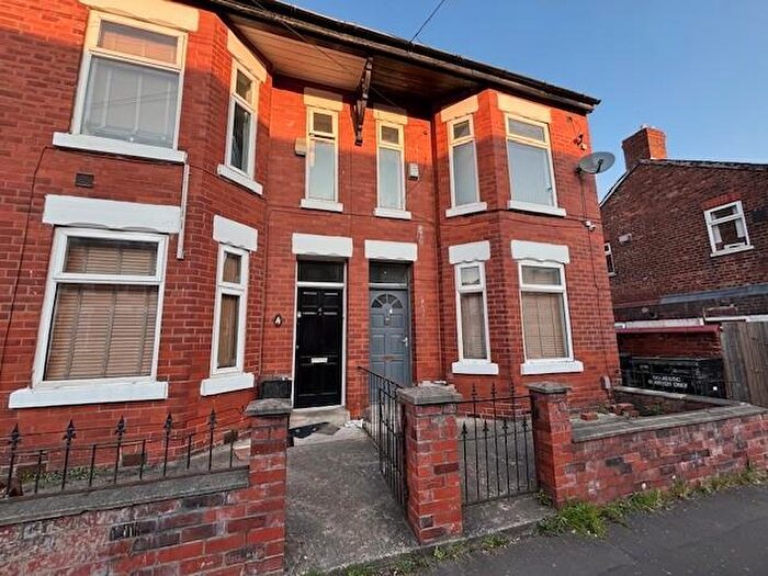 6 Bedroom Private Halls To Rent In Standish Road (), Fallowfield, Manchester, M14