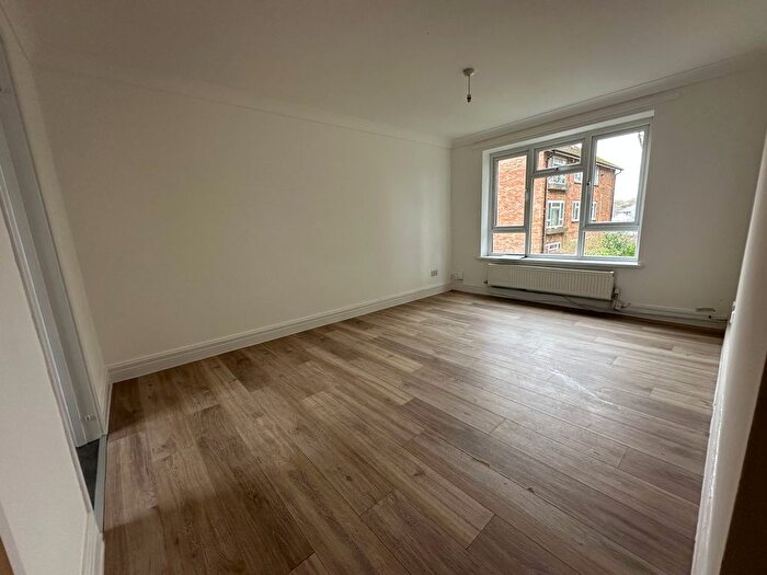1 Bedroom Flat To Rent In Summerfield Place, Cardiff, CF14