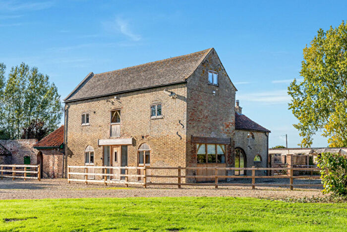 6 Bedroom Barn Conversion For Sale In Three Holes, Wisbech, Norfolk, PE14