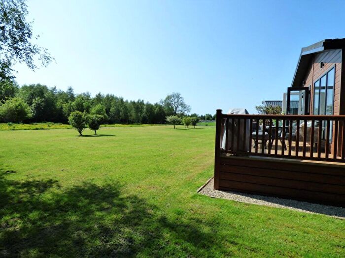 2 Bedroom Chalet For Sale In Willows, Gallaber Park, Nr. Skipton, BD23