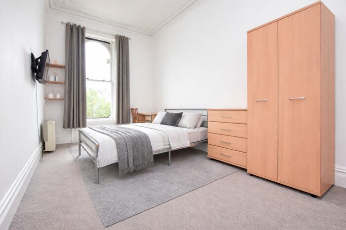 1 Bedroom Maisonette To Rent In Upper Maisonette, Cotham Hill, Bristol, BS6