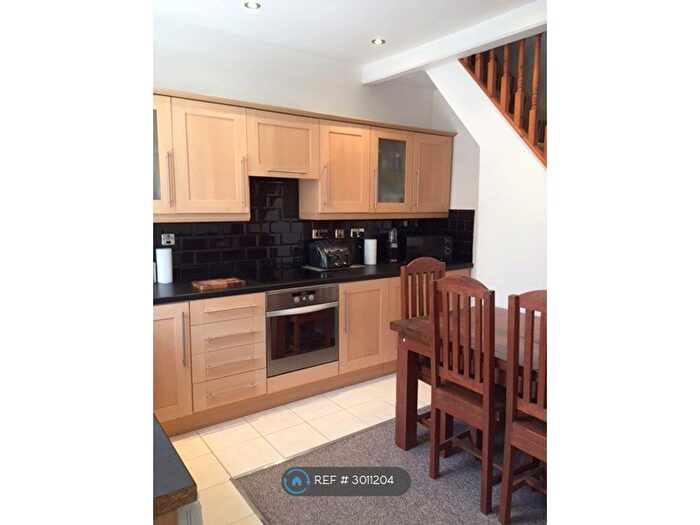 2 Bedroom Terraced House To Rent In Alexandra Road, Bolton, BL4