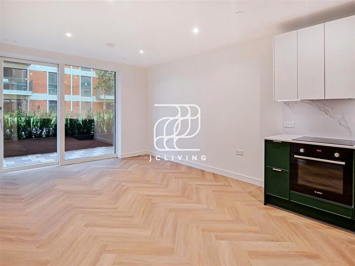 1 Bedroom Flat To Rent In Bower House, London, NW9