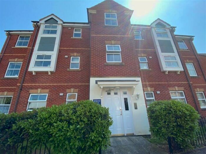 Houses for sale & to rent in LE3 6LH, Charnor Road, New Parks Leicester