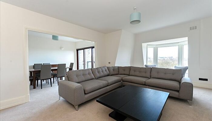 4 Bedroom Flat To Rent In Park Road, St Johns Wood, NW8