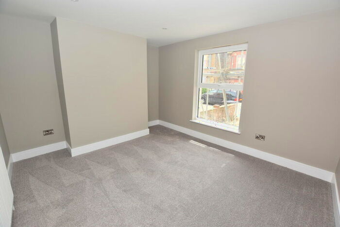 3 Bedroom End Of Terrace House For Sale In Dane Hill Row, Margate, CT9
