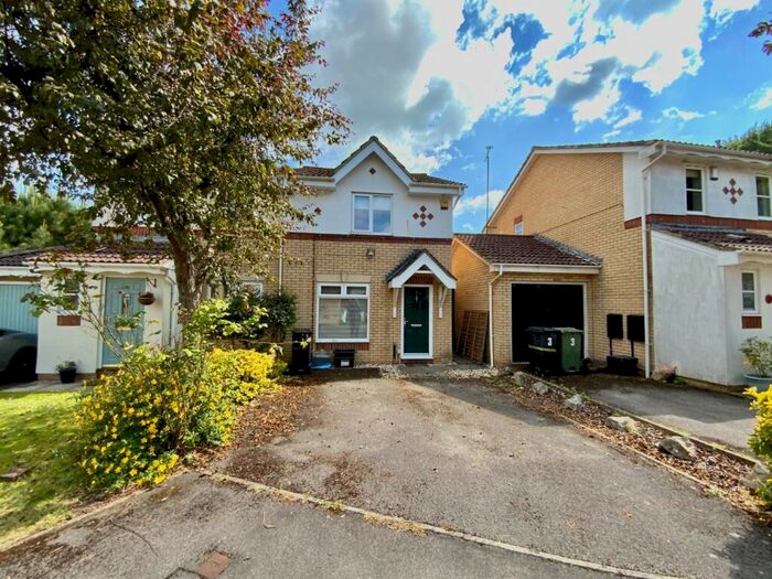 2 Bedroom Semi-Detached House To Rent In Evans Close, St. Annes Park, Bristol, BS4