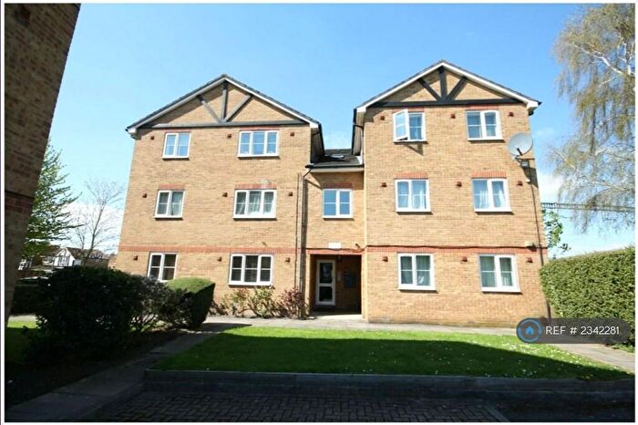 1 Bedroom Flat To Rent In Maplin Park, Slough, SL3