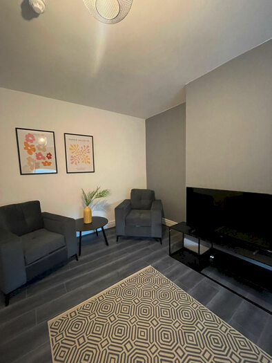 6 Bedroom House To Rent In Collinge Street, Padiham, BB12