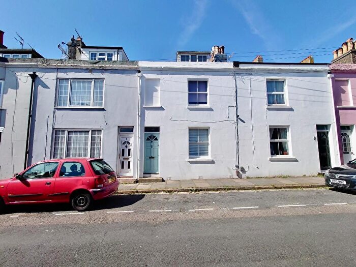 3 Bedroom Terraced House To Rent In Guildford Street, Brighton, BN1