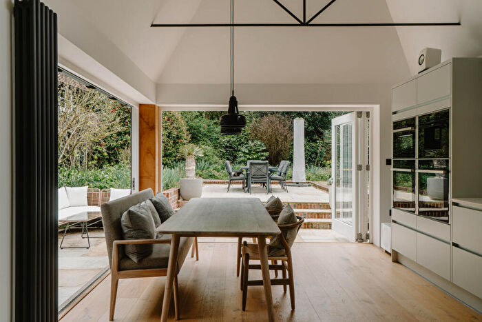 4 Bedroom Detached House For Sale In Wierton Hall Farm Cottage, Boughton Monchelsea, Kent, ME17