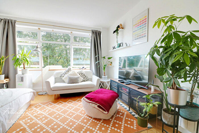 1 Bedroom Flat For Sale In Liskeard Gardens, London, SE3