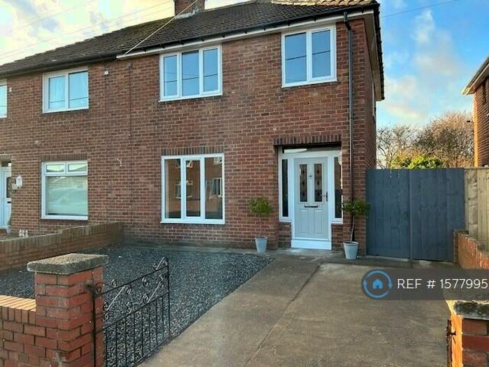 3 Bedroom Semi-Detached House To Rent In West Drive, Cleadon, SR6