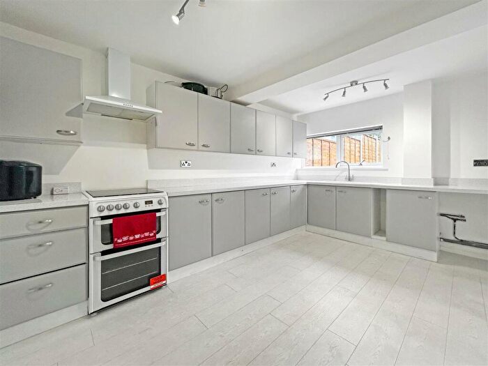 3 Bedroom Semi-Detached House To Rent In Rossall Drive, Ashby-De-La-Zouch, LE65