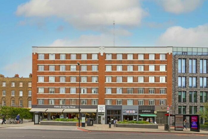 2 Bedroom Flat To Rent In Pentonville Road, Islington, N1