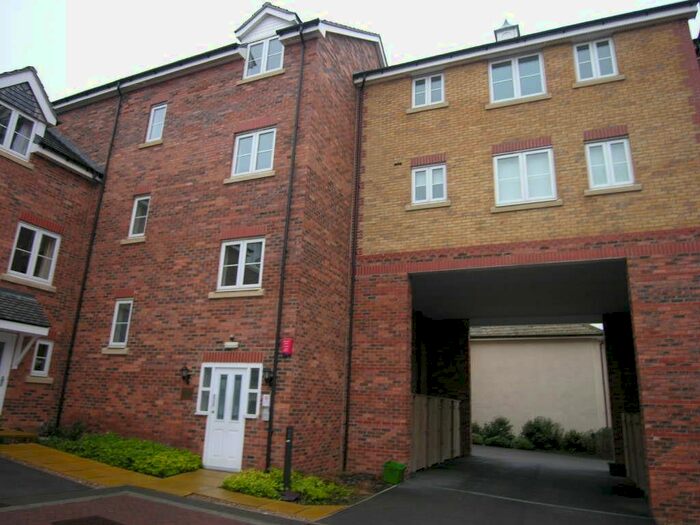 2 Bedroom Flat To Rent In Moorcroft Court, Ossett WF5