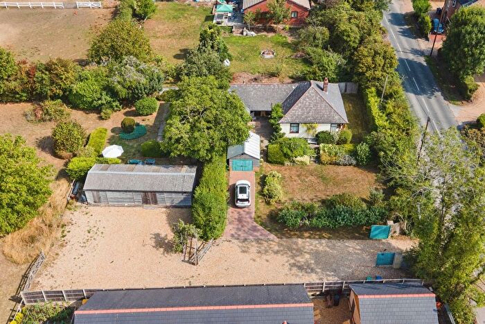 4 Bedroom Detached Bungalow For Sale In Twentypence Road, Wilburton, Ely, CB6