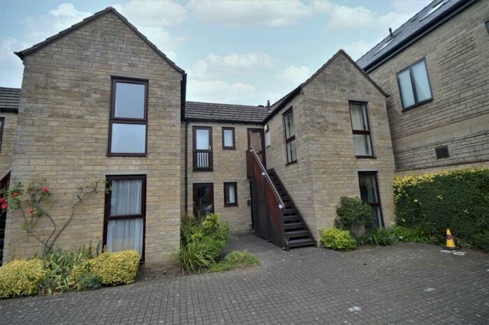 1 Bedroom Flat To Rent In The Walled Garden, GL7