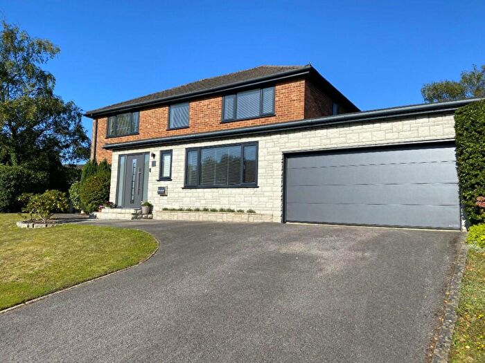 4 Bedroom Detached House For Sale In Merriefield Avenue, Broadstone, Dorset, BH18