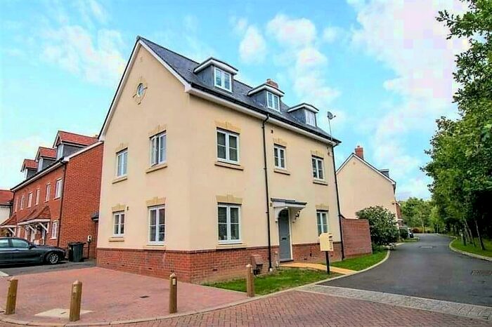 5 Bedroom Detached House To Rent In Mannington Road, Hellingly, Hailsham, BN27