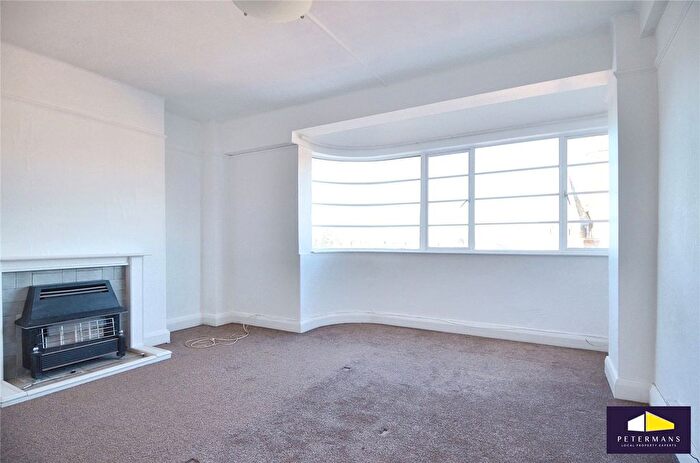 2 Bedroom Flat To Rent In Mundania Court, Forest Hill Road, London, SE22