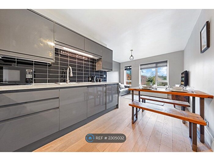 1 Bedroom Flat To Rent In London, London, SW9