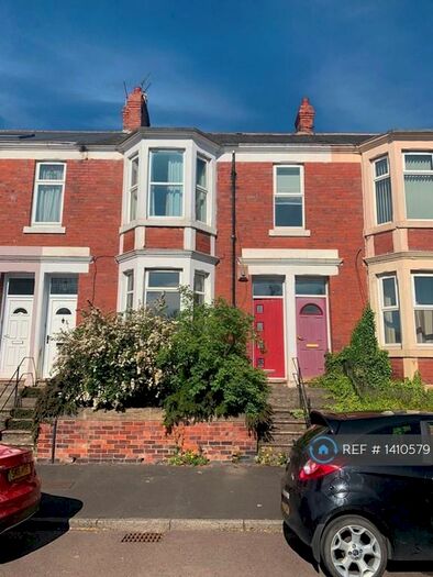 2 Bedroom Flat To Rent In Rawling Road, Gateshead, NE8