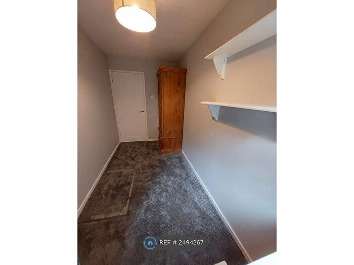 2 Bedroom Flat To Rent In Black Prince Avenue, Market Deeping, Peterborough, PE6