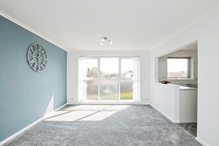 2 Bedroom Flat For Sale In Hallam Street, West Bromwich, B71