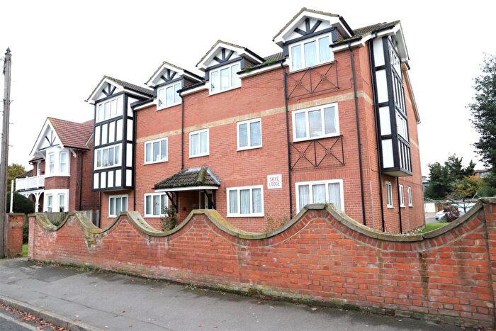 1 Bedroom Flat To Rent In Skye Lodge, Lansdowne Avenue, Slough, SL1