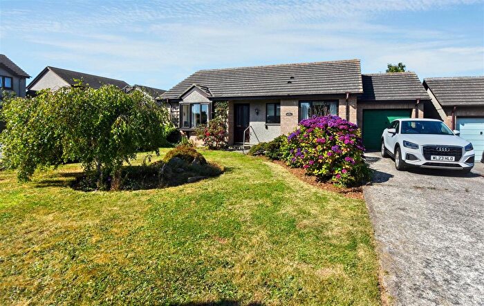 2 Bedroom Detached Bungalow For Sale In Merritts Way, Pool, Redruth, TR15