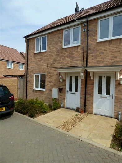 3 Bedroom End Of Terrace House To Rent In Earl Mews, Market Deeping, PE6
