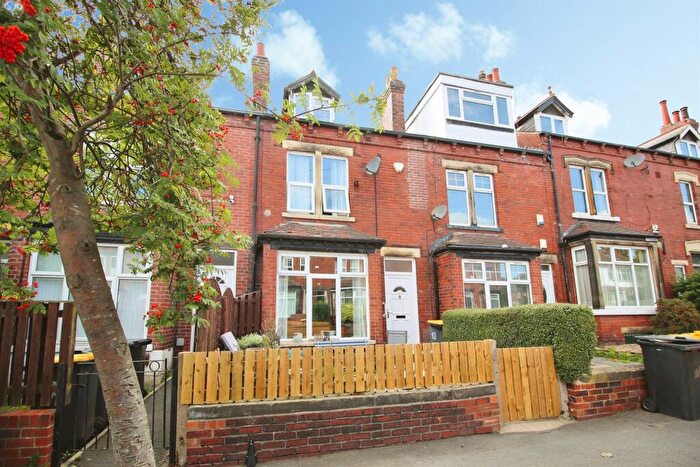 4 Bedroom Terraced House For Sale In Ash Road, Leeds, LS6