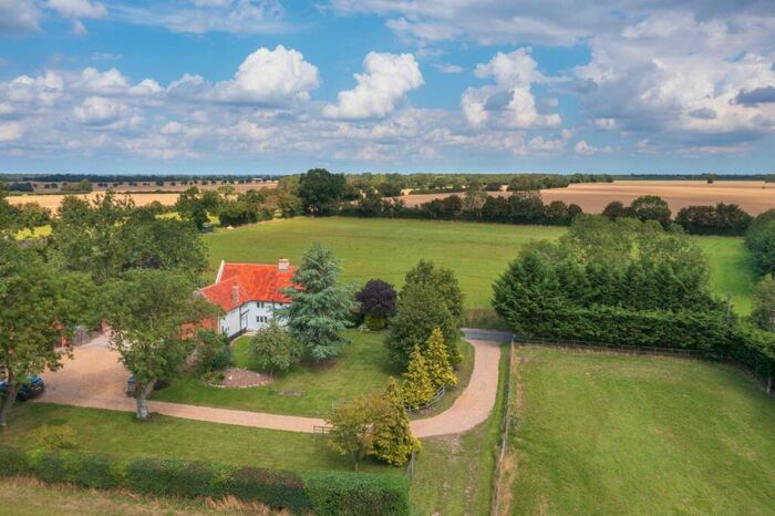 4 Bedroom Detached House For Sale In Fersfield Road, Kenninghall, Norfolk, NR16