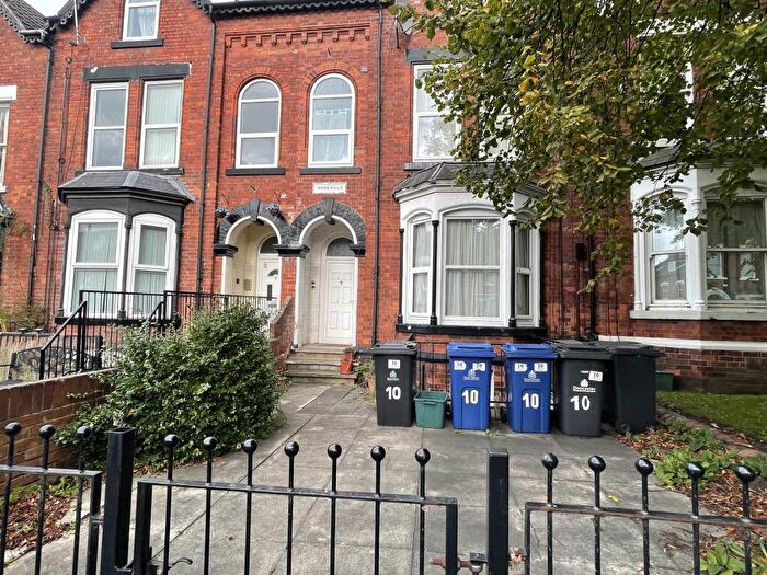 1 Bedroom Flat To Rent In Kings Road, DN1