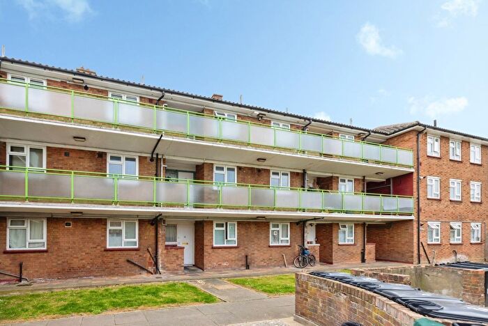 1 Bedroom Flat For Sale In Engleheart Road, London, SE6