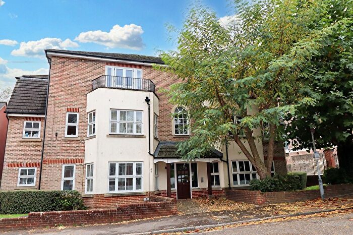 2 Bedroom Flat To Rent In Woodbury Park Road, Tunbridge Wells, TN4
