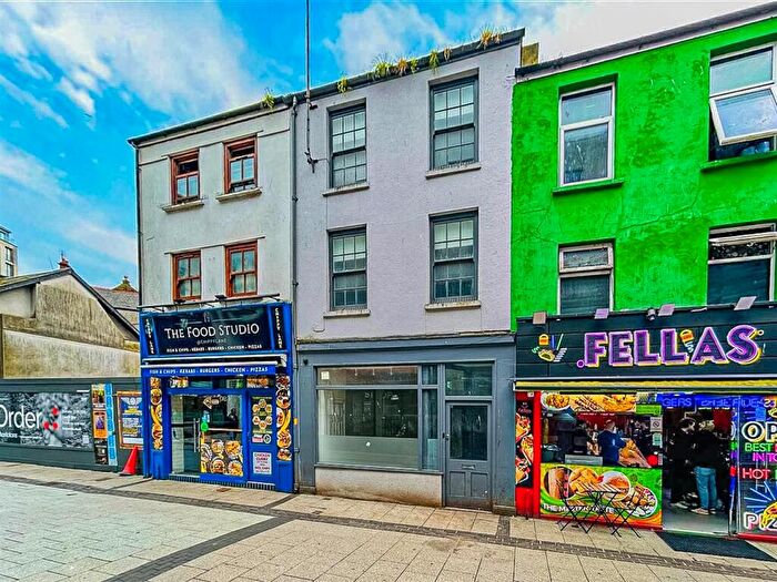 1 Bedroom Duplex To Rent In Caroline Street, City Centre, CF10