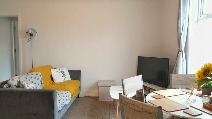 2 Bedroom Terraced House To Rent In A Cross Street, Lincoln, LN5