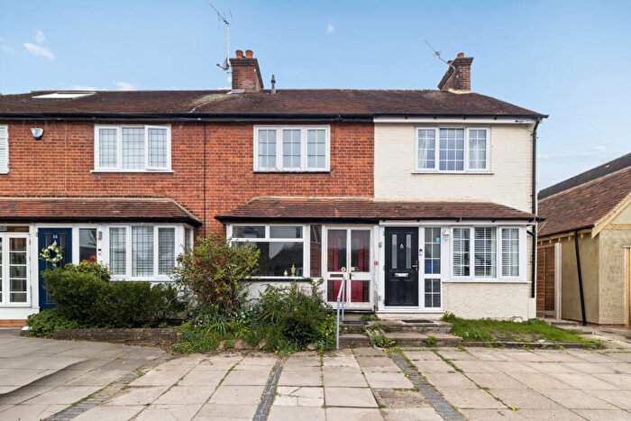 2 Bedroom Terraced House For Sale In The Greenway, Chalfont St Peter, SL9