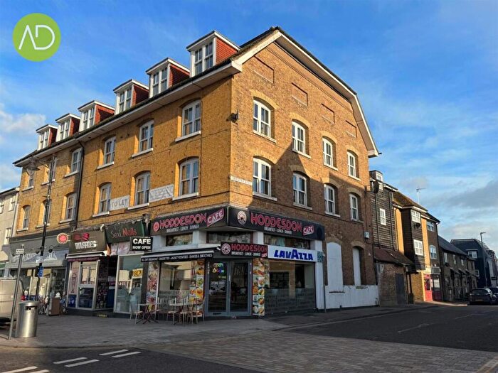 1 Bedroom Apartment To Rent In N M House, Hoddesdon, EN11