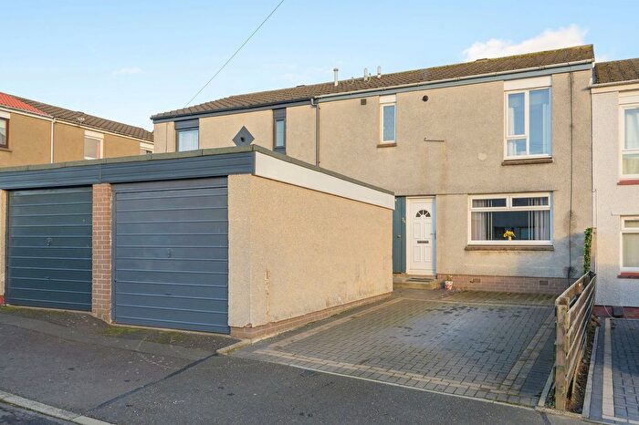3 Bedroom Terraced House For Sale In Syme Place, Rosyth, KY11