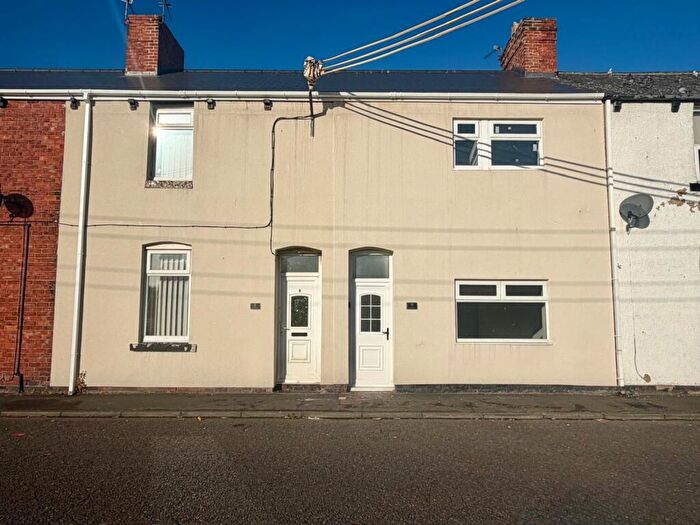 3 Bedroom Terraced House To Rent In East View, Castletown, Sunderland, Tyne And Wear, SR5