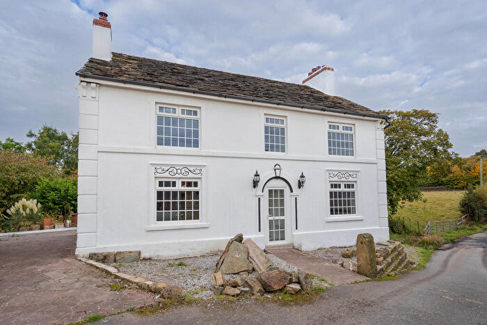 5 Bedroom Barn Conversion To Rent In School Lane, Compstall, SK6