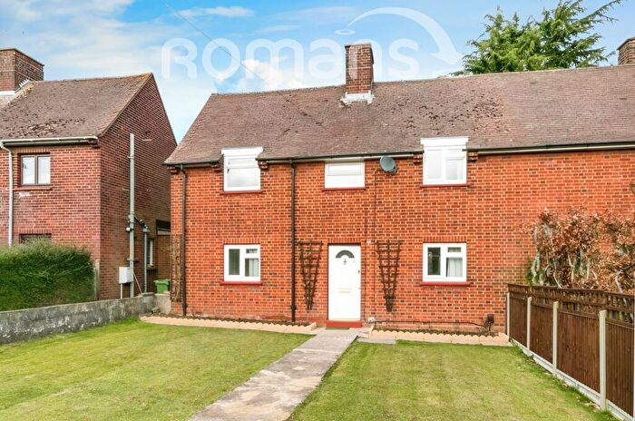 3 Bedroom Semi-Detached House To Rent In Queen Mary Avenue, Basingstoke, RG21