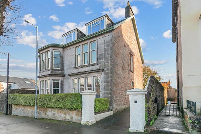 6 Bedroom Flat For Sale In Fox Street, Greenock, PA16