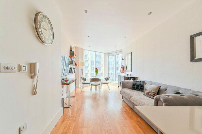 1 Bedroom Flat To Rent In Battersea Reach, Battersea, London, SW18