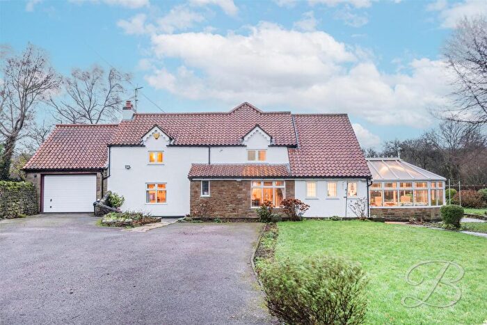 3 Bedroom Detached House For Sale In Norwood Lane, Sutton-In-Ashfield, NG17